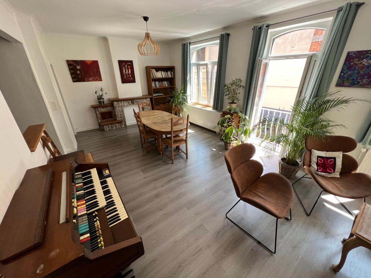 Relax Sax Appartment Динан Экстерьер фото